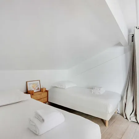 Cozy Avec Terrace - 2br-4p - Centre De *