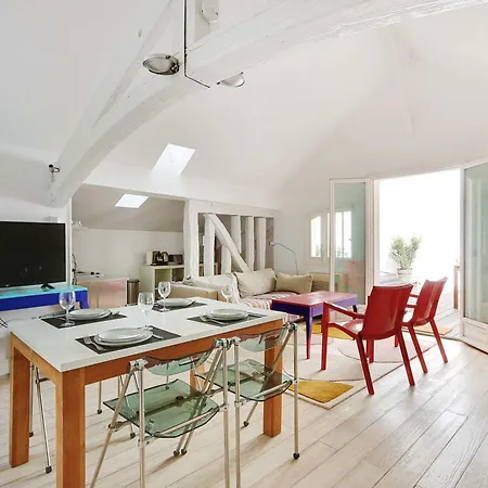 Cozy Avec Terrace - 2br-4p - Centre De شقة